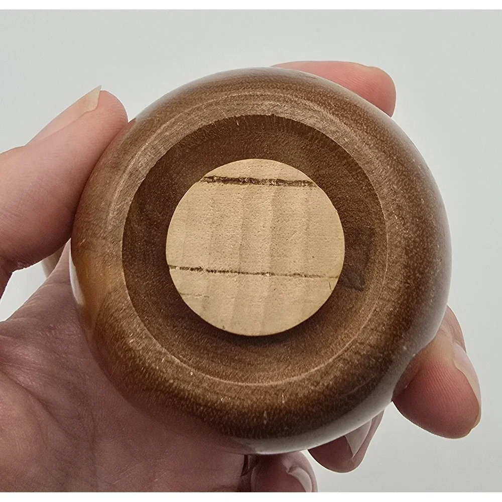 Vintage Wooden Wood MCM Mid Century Modern Salt and Pepper Shakers Round‎